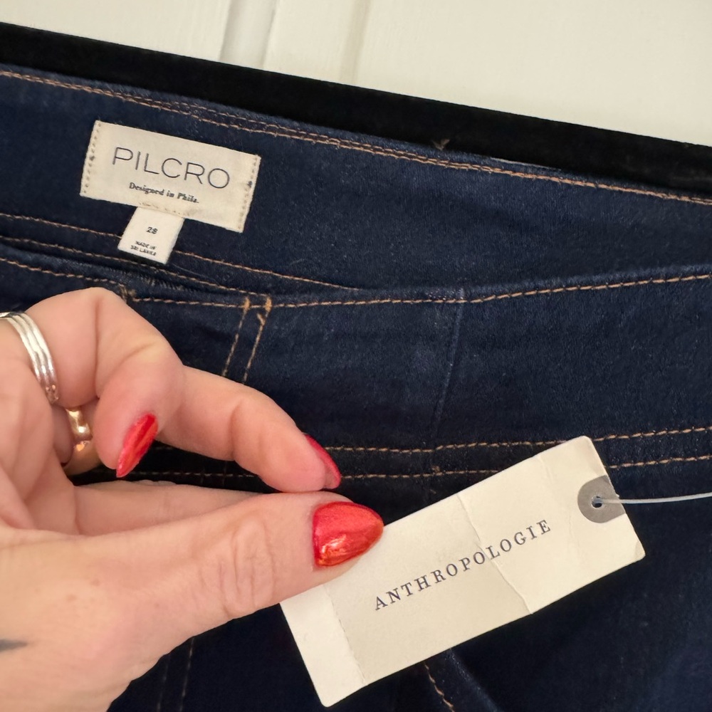 NWT Anthropologie Pilcro Puddle Mid Rise Dark Wash Bellbottom Flare Jeans 28 - Picture 4 of 10